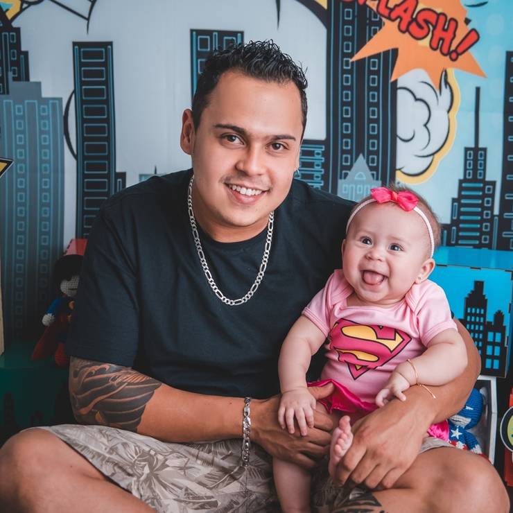 Crianças de Helena 6 meses