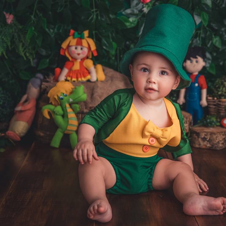 Crianças de Theo 12 meses