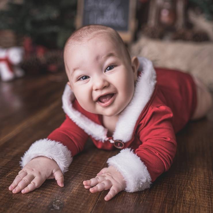 Crianças de Augusto 6 meses