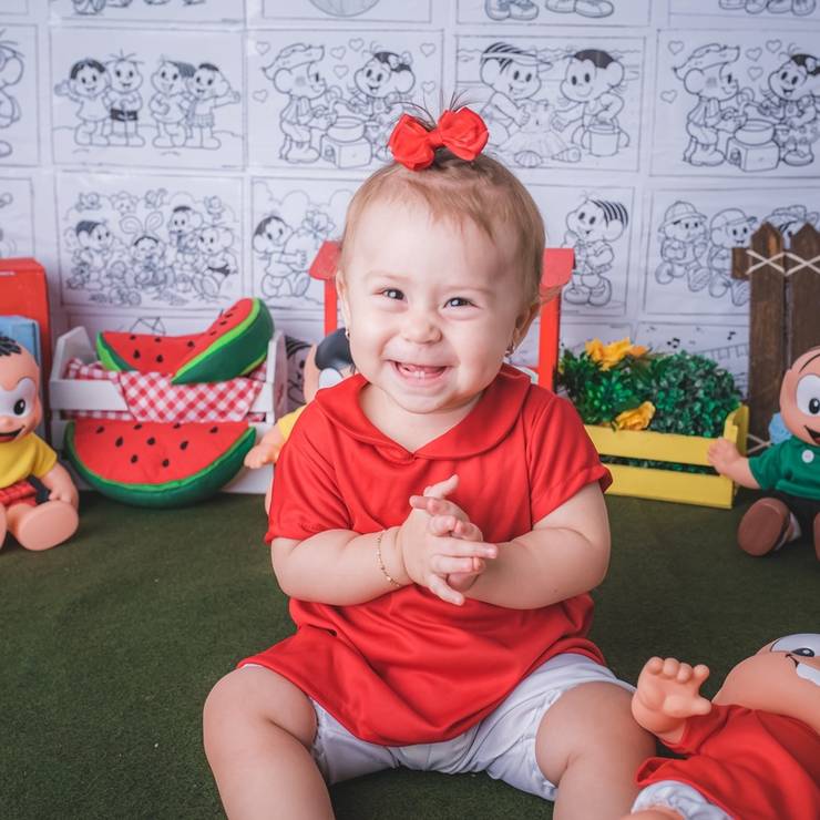 Crianças de Helena 11 meses