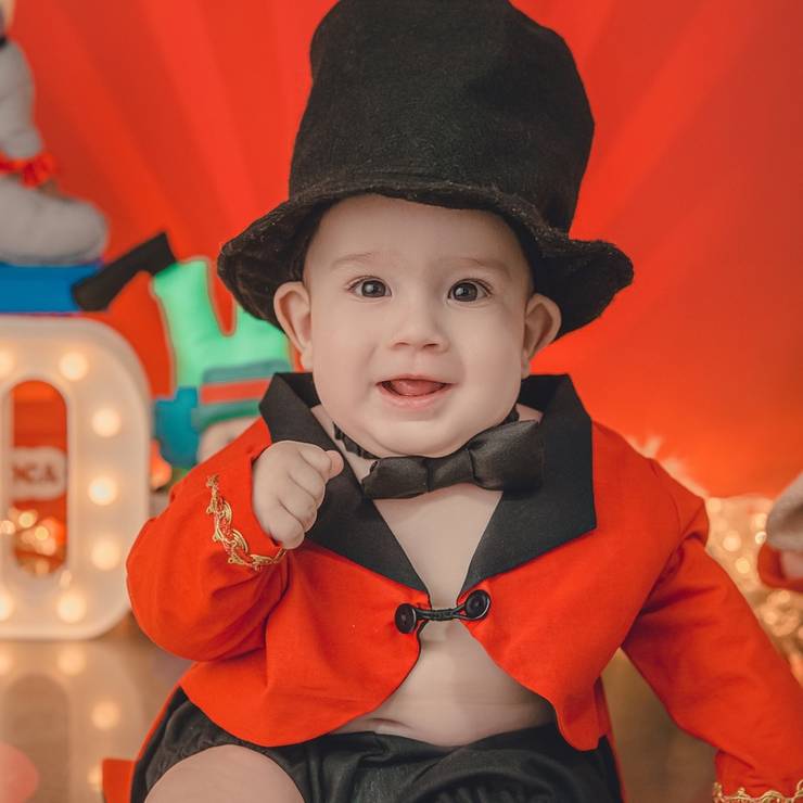 Crianças de Ravi 8 meses