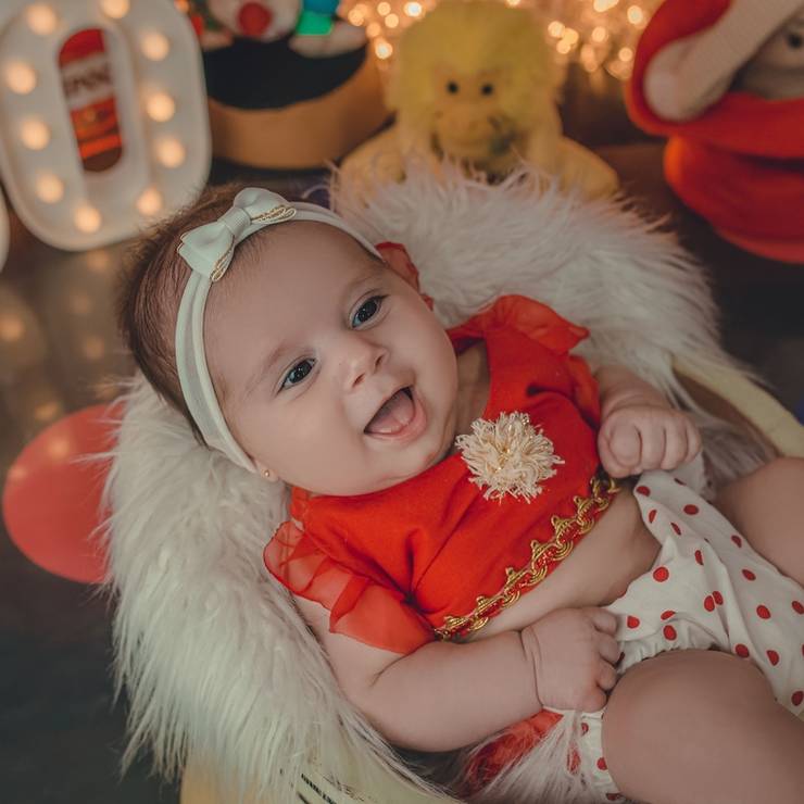 Crianças de Bella 2 meses