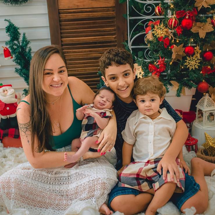 Crianças de Antonio, Gabriel e Valentim - NATAL MÁGICO