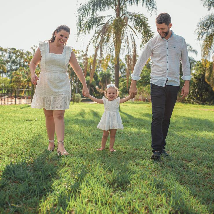 Famílias de Alice Negreli e família