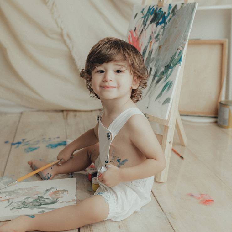 Crianças de Theo Cappa - SMASH THE PAINT