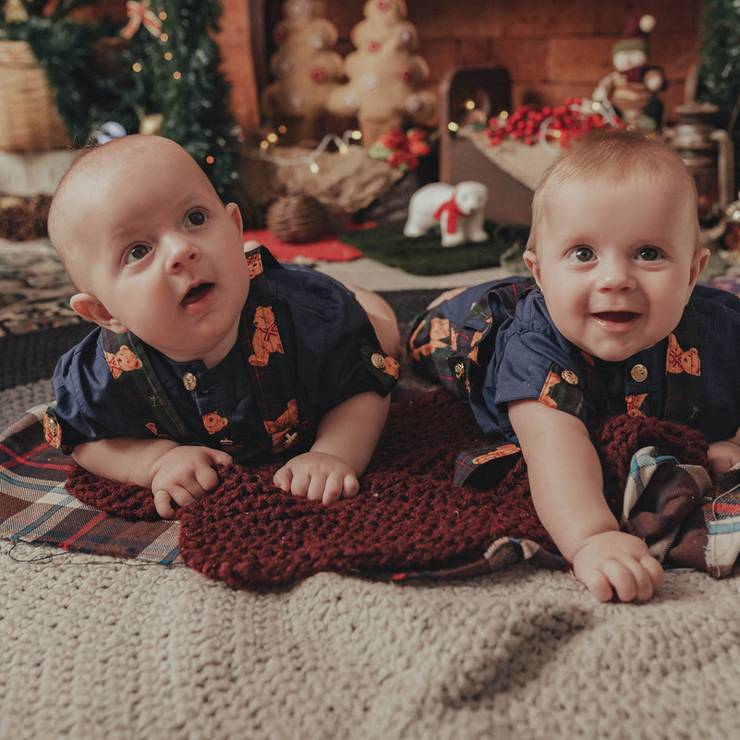 Crianças de Miguel e Rafael - NATAL 2021 