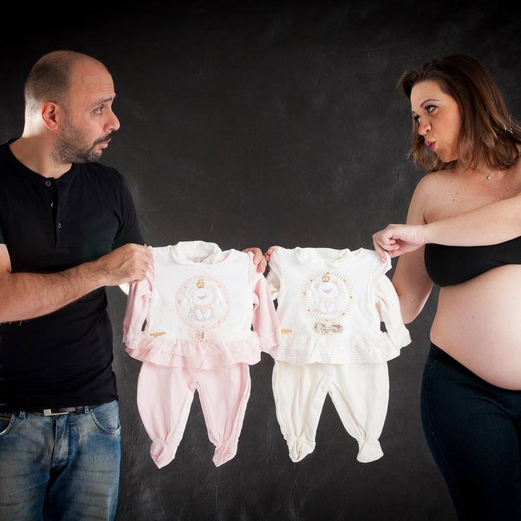 Gestante de Ensaio Gestante Gemeos - A espera de Maria Clara e Maria Eduarda 