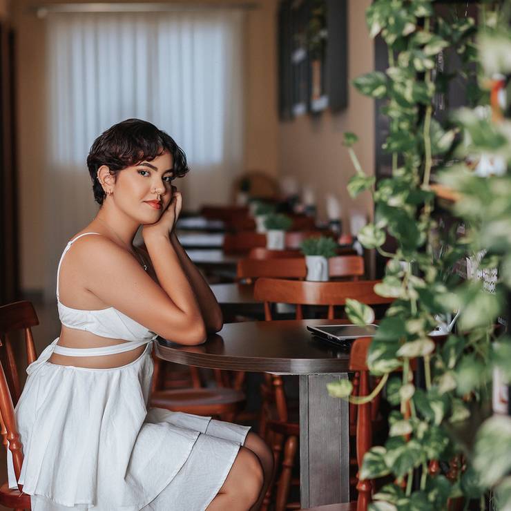 Feminino de Stephani Brenda