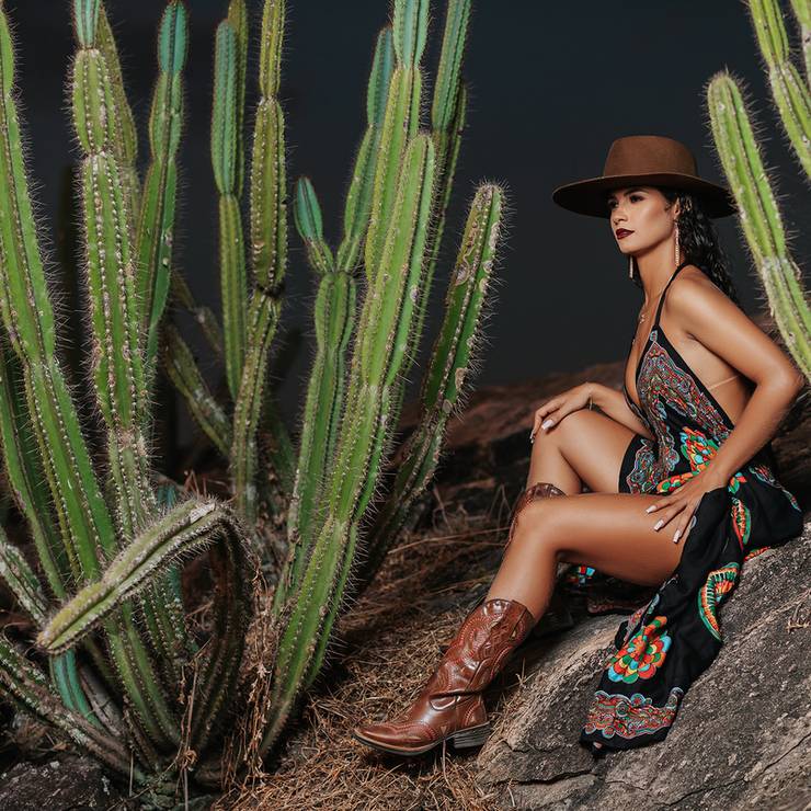 Feminino de Ana Carla 