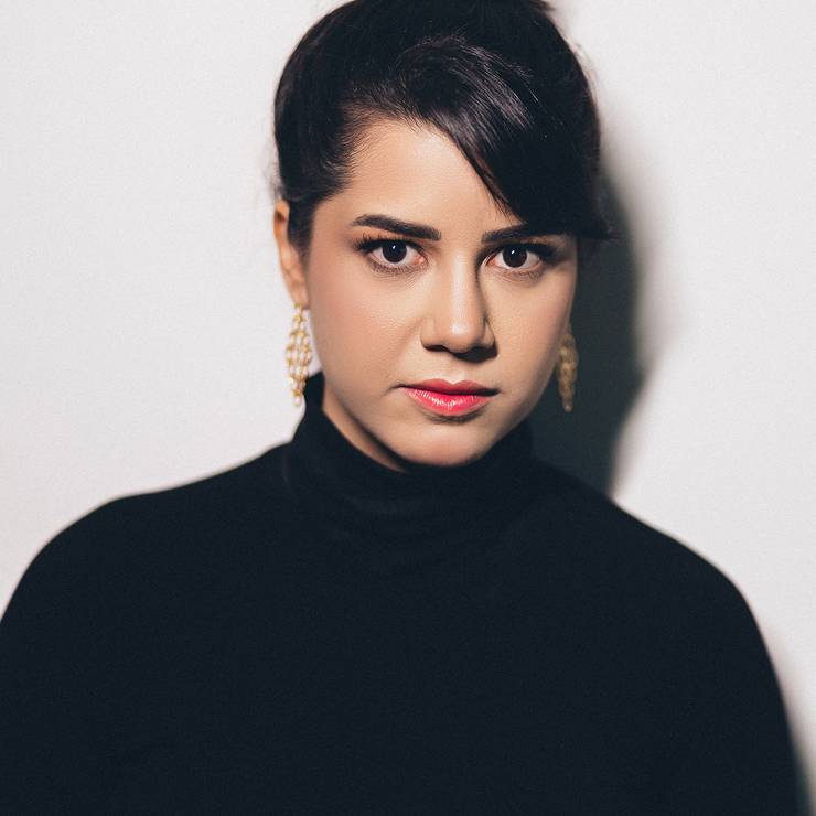 Feminino de Anna Karoline