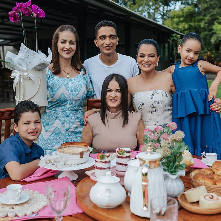 Feminino de Cléia Nunes