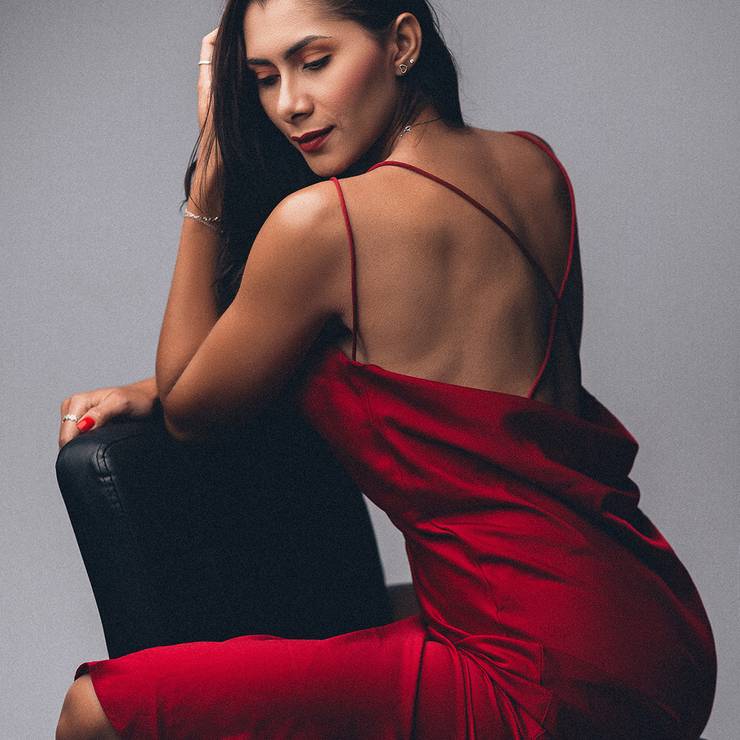 Feminino de Karen Giselly