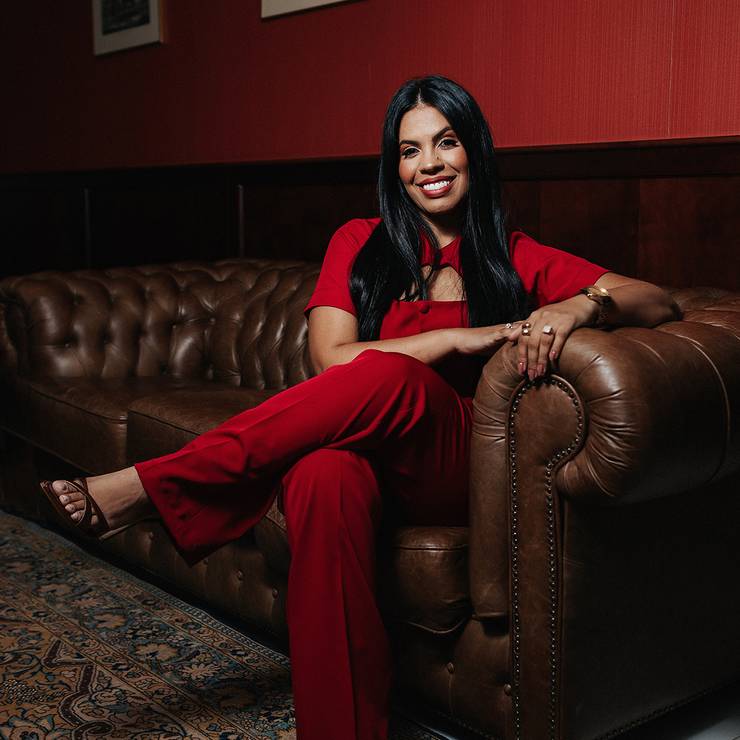 Feminino de Elenize Reis