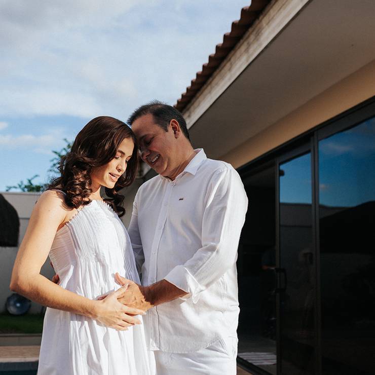 Gestante de Genezy e Juliano