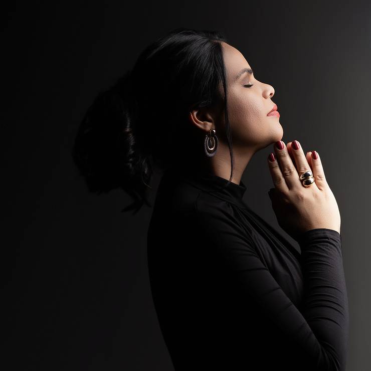 Feminino de Vanuza Matos