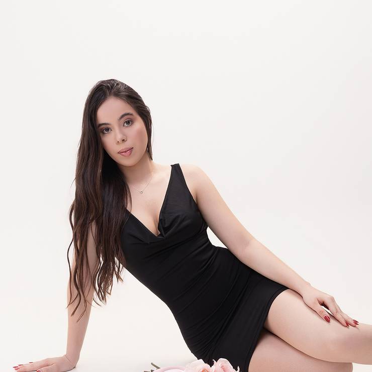 Feminino de Maria Eduarda Braz