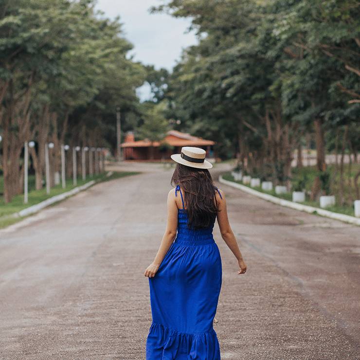 Feminino de Geovanna Lezzier