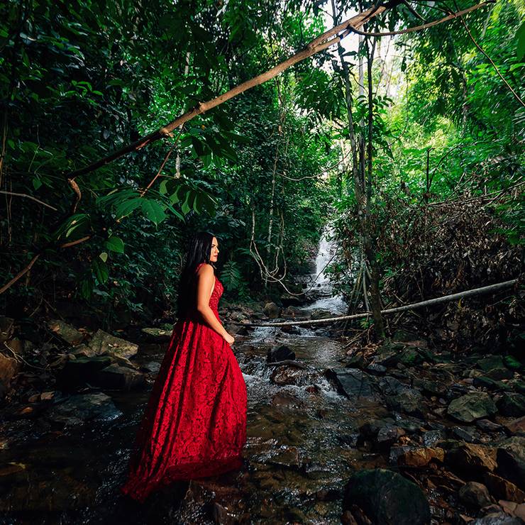 Feminino de Kellen Jéssica