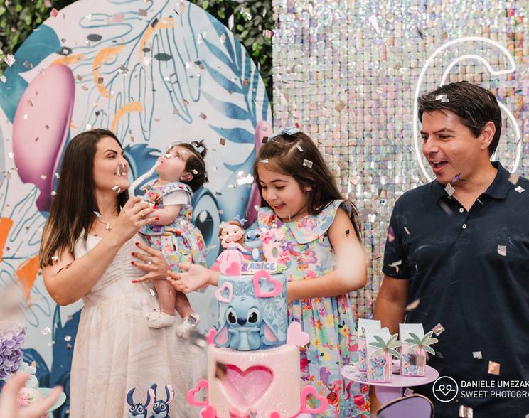 fotografia de aniversário infantil  de Aniversário de 6 anos da Alice – Uma Festa Encantadora no Santa Arruaça
