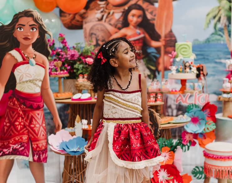 fotografia de aniversário infantil  de Fotografia de aniversário infantil em Mogi das Cruzes – 7 anos da Alícia com tema Moana