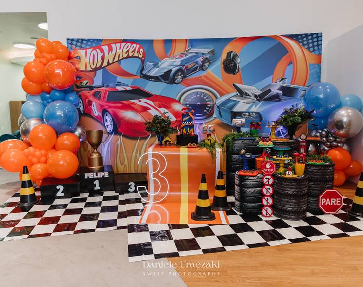 fotografia de aniversário infantil  de Festa Hot Wheels no Pé de Caqui – Aniversário de 3 anos do Felipe