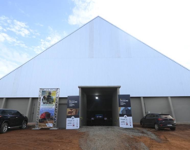 Eventos Corporativos de 1º Simpósio Drummond Produção e Armazenagem de Grãos
