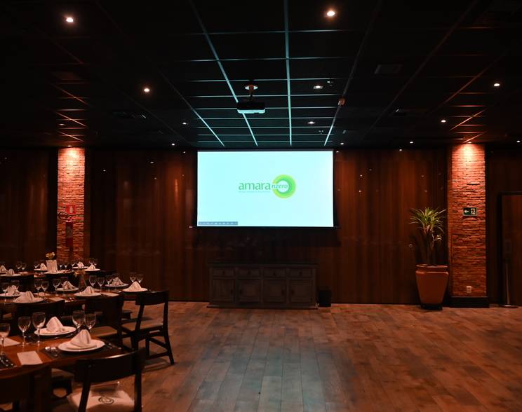 Eventos Corporativos de Amara Nzero 