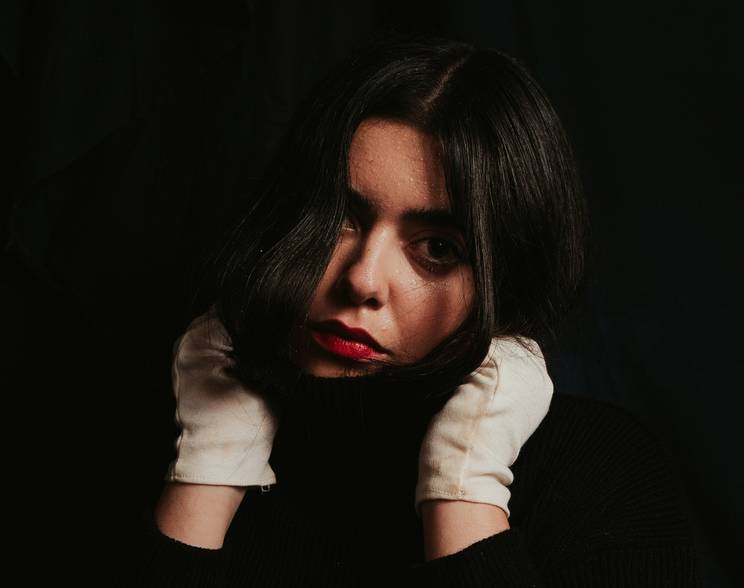 Author de  White Gloves with Mónica M.