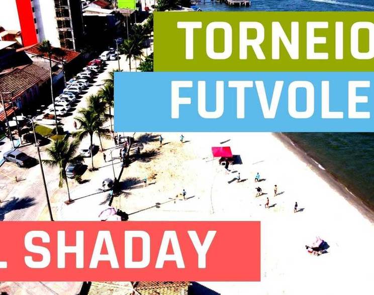 Esporte de Torneio de Futvolei na praia de Itacuruçá