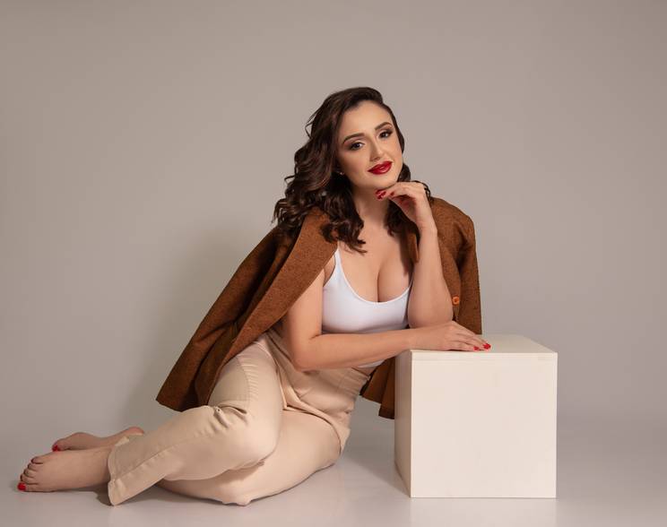 Retrato Profissional de Renata Andrietta