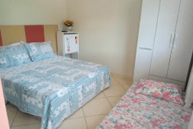 POUSADA EM GARATUCAIA de Pousada Lilás