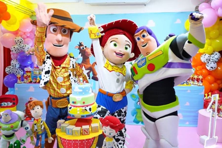 Infantil de Vídeo Allana 1 ano