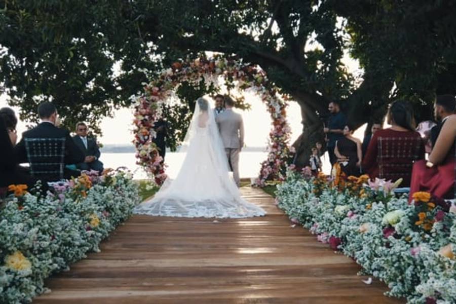 Trailer de Deborah e Ricardo