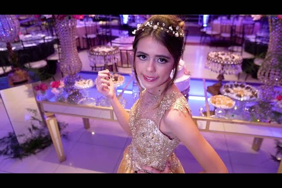 VÍDEOS de VÍDEO 15 ANOS CAROL SCHERDIEN - YOUTUBE SHALON FORMATURAS E EVENTOS EM GERAL - FOTOGRAFIA E VÍDEO - PELOTAS RS