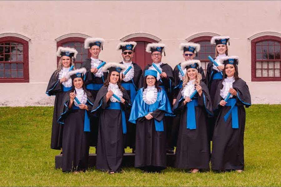 VÍDEOS de VÍDEO ENSAIO DE FORMATURA ADMINISTRAÇÃO UNOPAR SÃO LOURENÇO DO SUL - 2022 - SHALON FORMATURAS