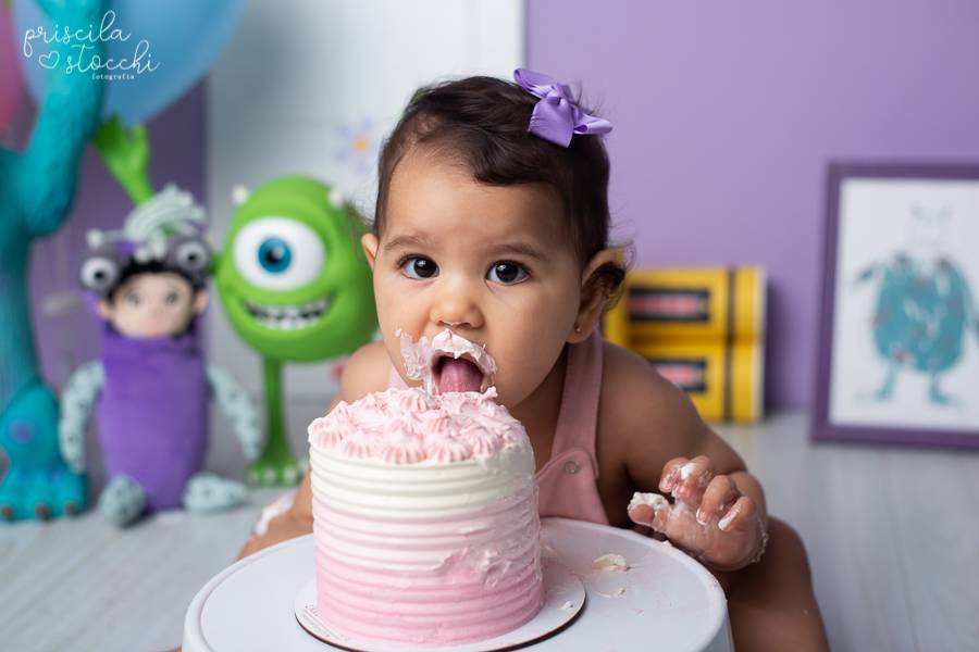 Smash the Cake de SMASH THE CAKE 1 ANO BOO MONSTROS SA - HELOÍSA