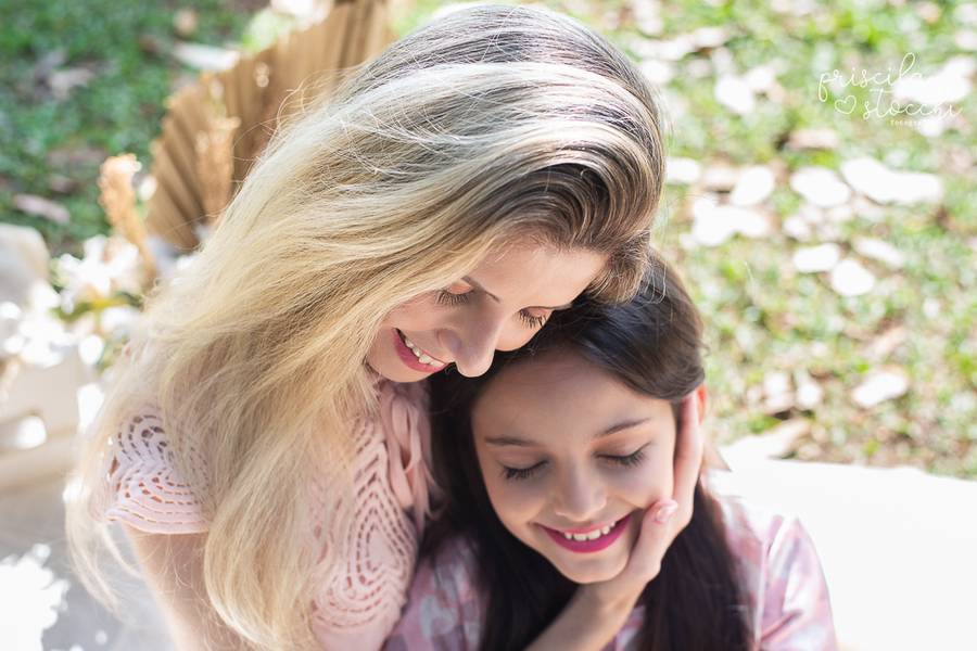 Mini Sessão de Petit Especial - Ensaio Dia das Mães 2023 - Fabi, Sophie e Kiara