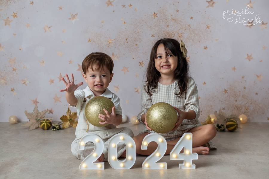Mini Sessão de Ensaio Fotográfico Natal e Ano Novo - Be e Alice