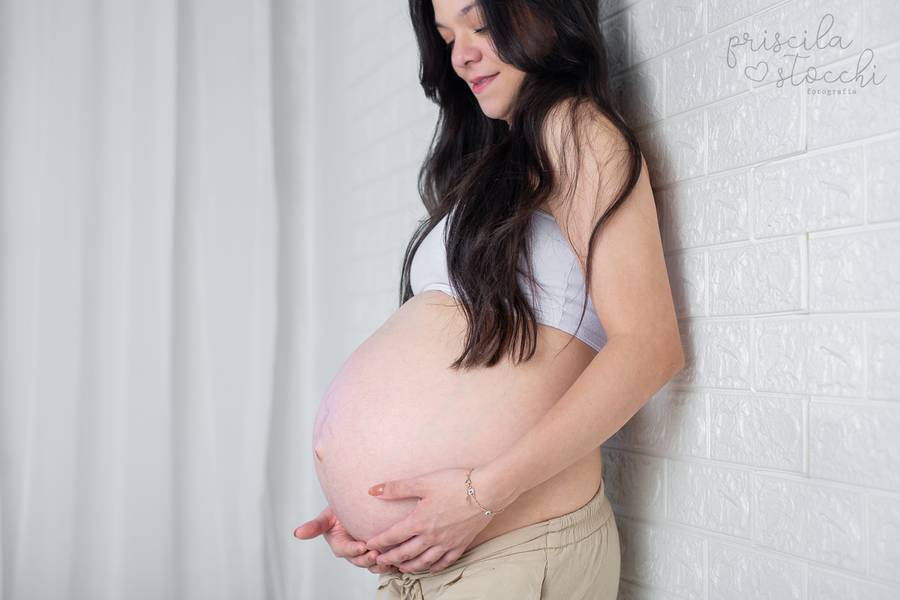 Gestante de Ensaio Fotográfico Gestante Estúdio - São Paulo Zona Sul - Thomas