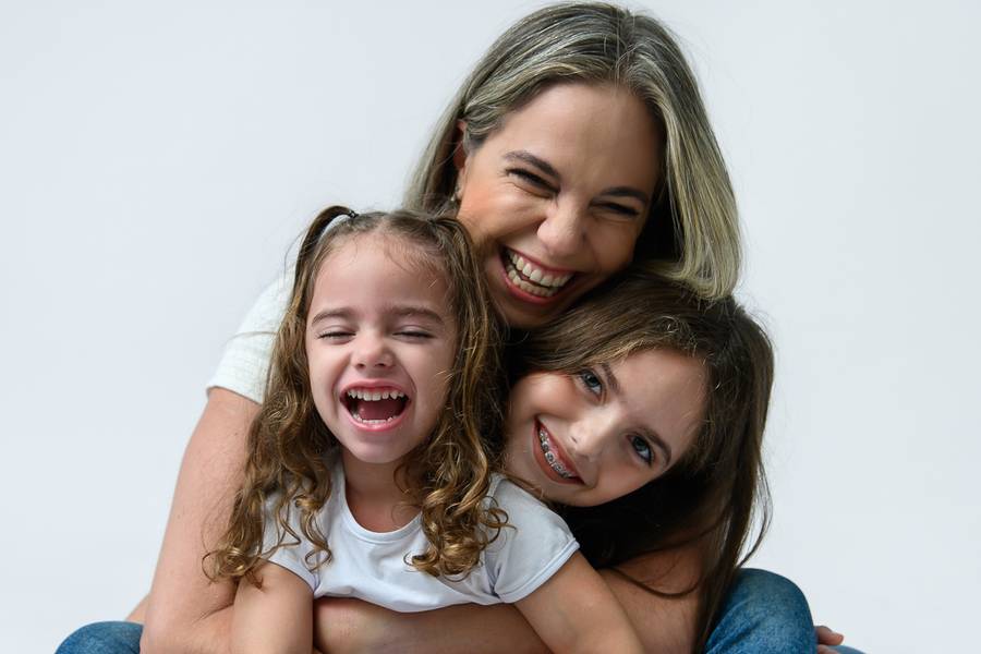 Família de Ensaio Mãe e Filha Dia das Mães Estúdio