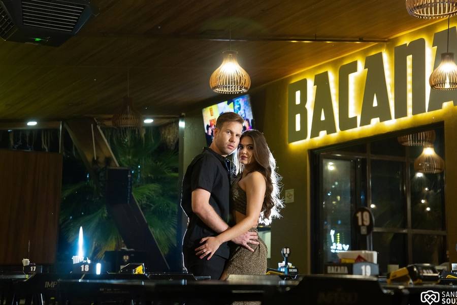 Amor Está Em Alta de Renan & Jéssica