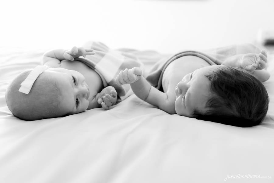 Crianças de Acompanhamento Victoria + Vinicius - 1º Mês