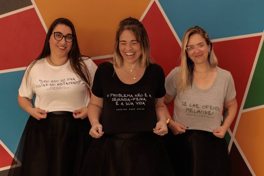 Ensaio de Marca de Editorial Vestida Para Odiar