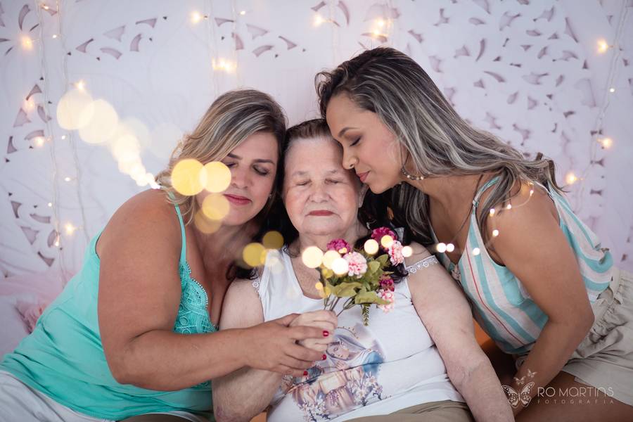 Diadasmães de Ensaio do dia das Mães da Biaah, vovó Simone e Bisavó Georgina ♥