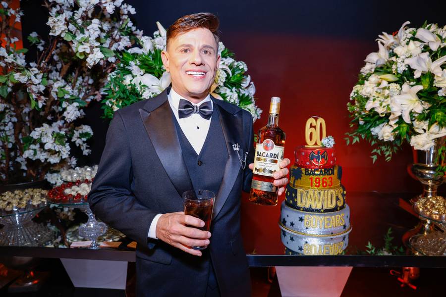 Aniversário de David De Lallo – Aniversário de 60 anos – Casa Lagoa Eventos