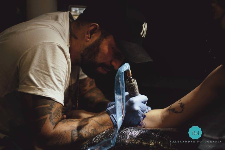 Institucional de Ensaio institucional - Studio de tatuagem