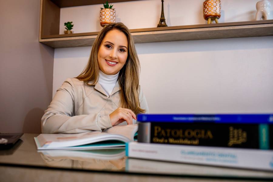 Ensaio de Ensaio Corporativo - Dra. Claudia Mortágua