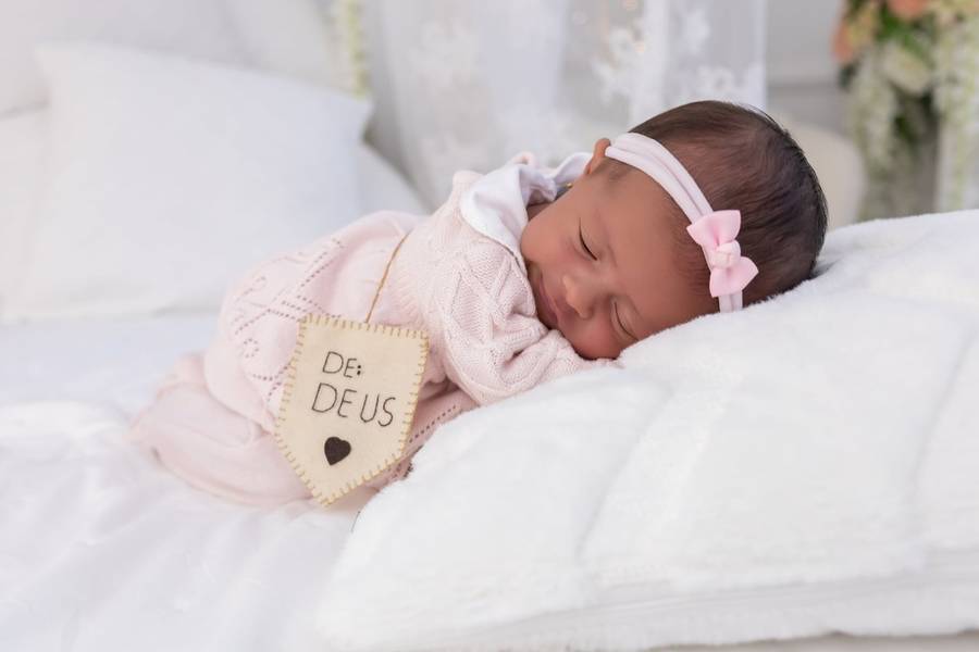 Newborn natural de Emília 