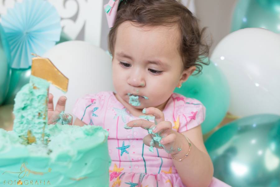 Smash the cake de Ayla