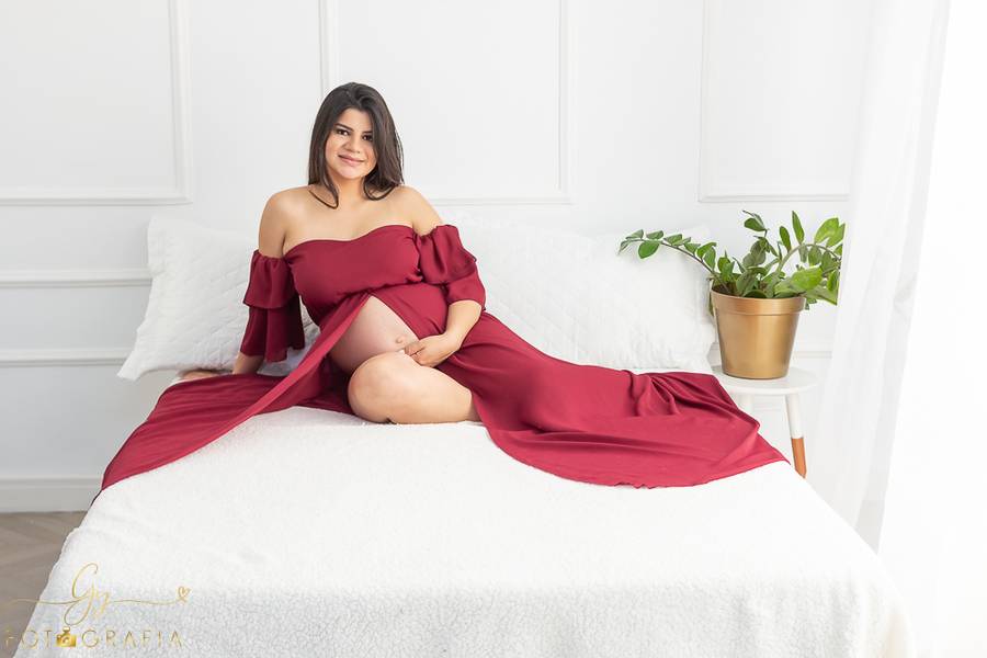 Ensaio gestante de Mikaele 